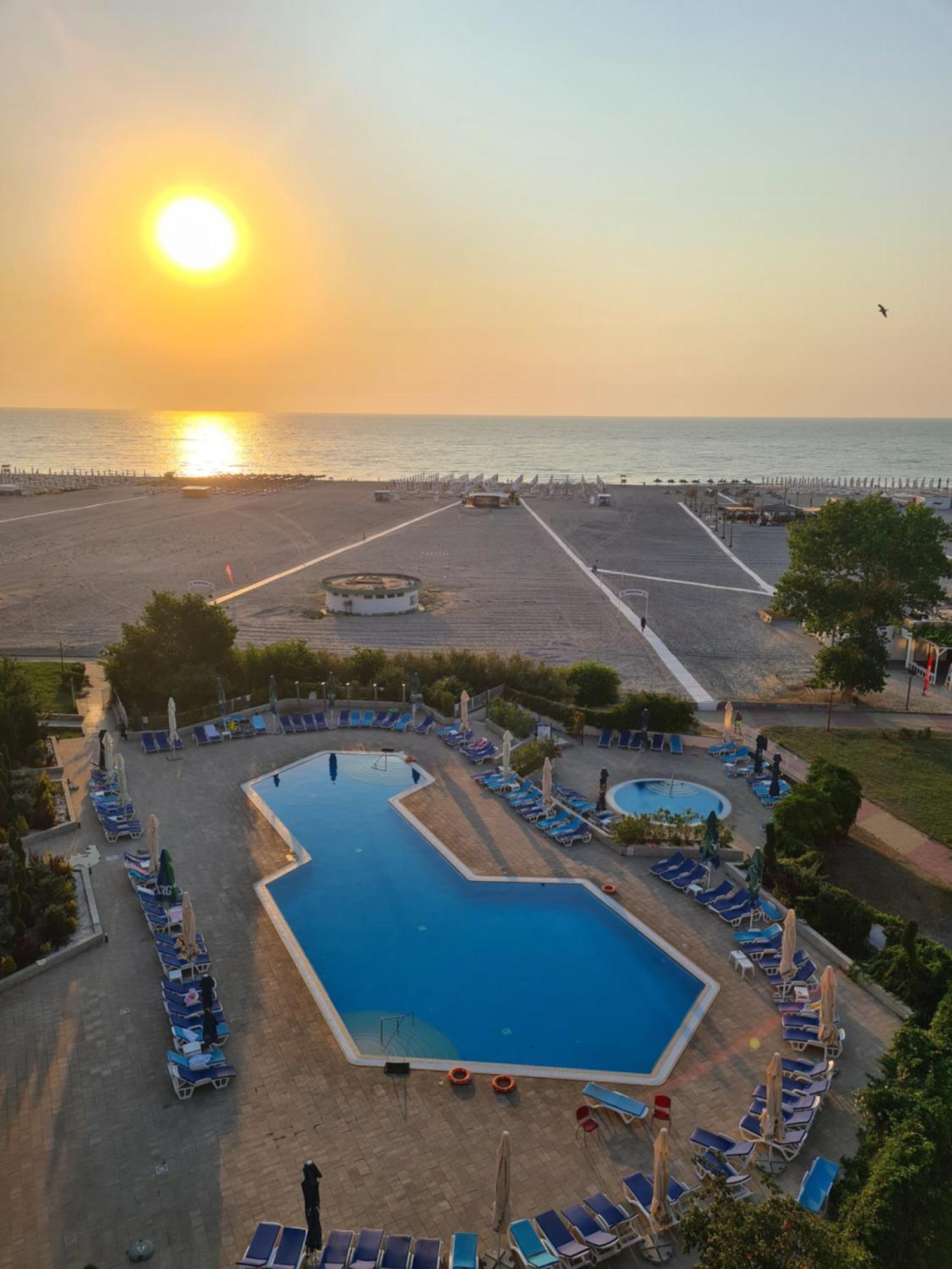 Hotel Comandor Mamaia Εξωτερικό φωτογραφία