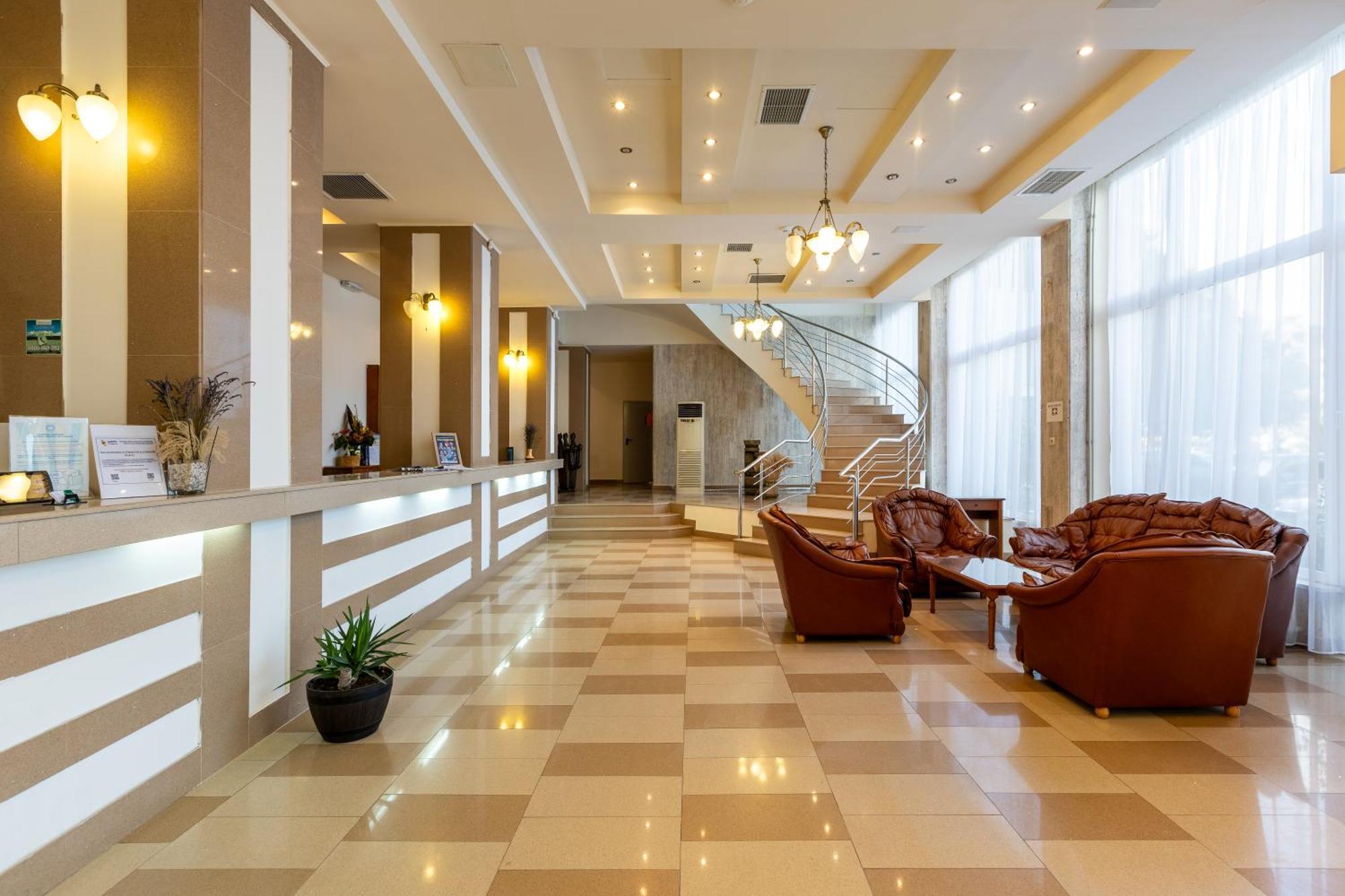 Hotel Comandor Mamaia Εξωτερικό φωτογραφία